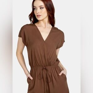 Alloy Apparel Brown V-Neck‎ Amiliah Jumpsuit